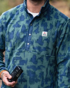 Passenger Fleece|Fleece>Adrift Recycled Polar Fleece Oak Patch Deep Ocean