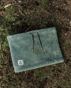 Floris van Bommel Neckwear & Snoods|Scarves & Neckwear>Ash Recycled Sherpa Fleece Snood Pistachio