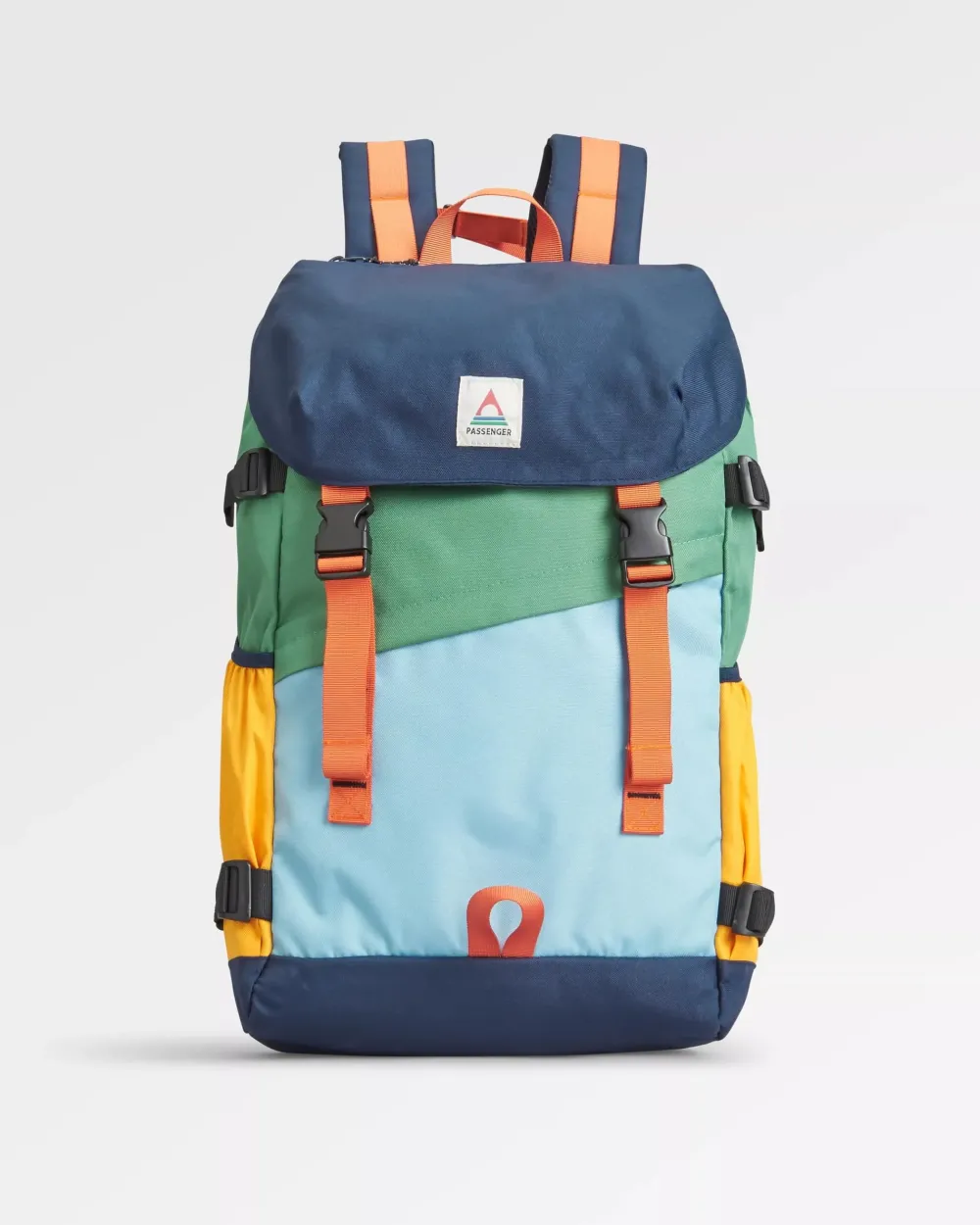 Passenger Backpacks & Bags|Backpacks & Bags>Boondocker Recycled 26L Backpack Navy/ Laurel Green/ Blue Haze