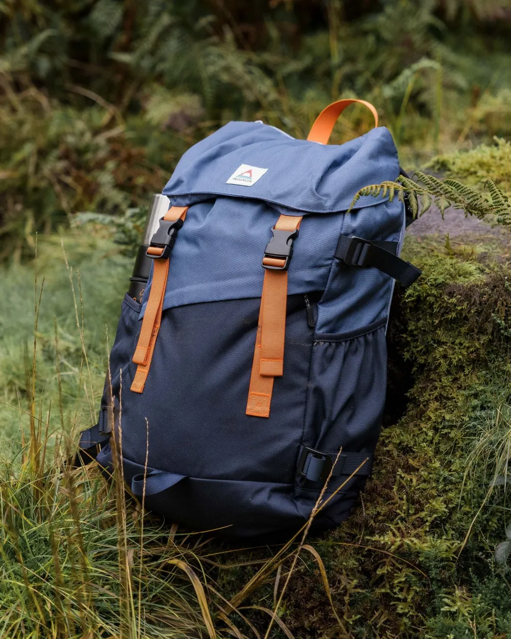 Passenger Backpacks & Bags|Backpacks & Bags>Boondocker Recycled 26L Backpack Dark Denim/ Deep Navy