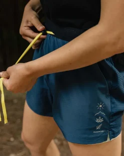 Passenger Shorts|Activewear><noscript><img width=