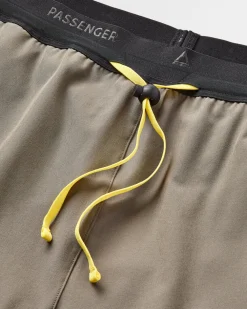 Passenger Shorts|Activewear><noscript><img width=