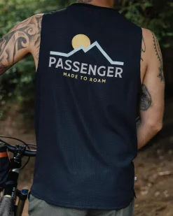 Passenger T-Shirts & Tank Tops|Activewear>Calling Active Recycled Vest Black