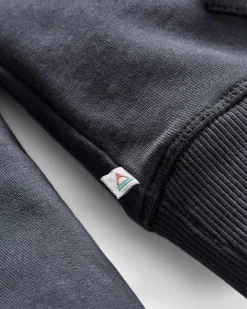 Passenger Hoodies & Sweatshirts><noscript><img width=