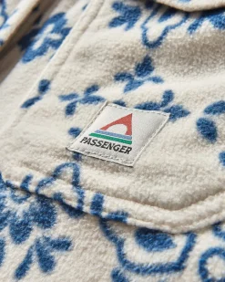 Passenger Shirts|Fleece><noscript><img width=