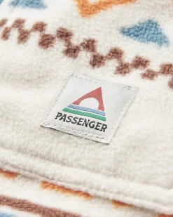 Passenger Shirts|Fleece><noscript><img width=