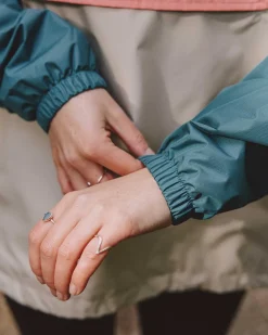 Passenger Water Resistant|Shell><noscript><img width=