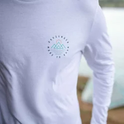 Passenger T-Shirts & Tank Tops><noscript><img width=