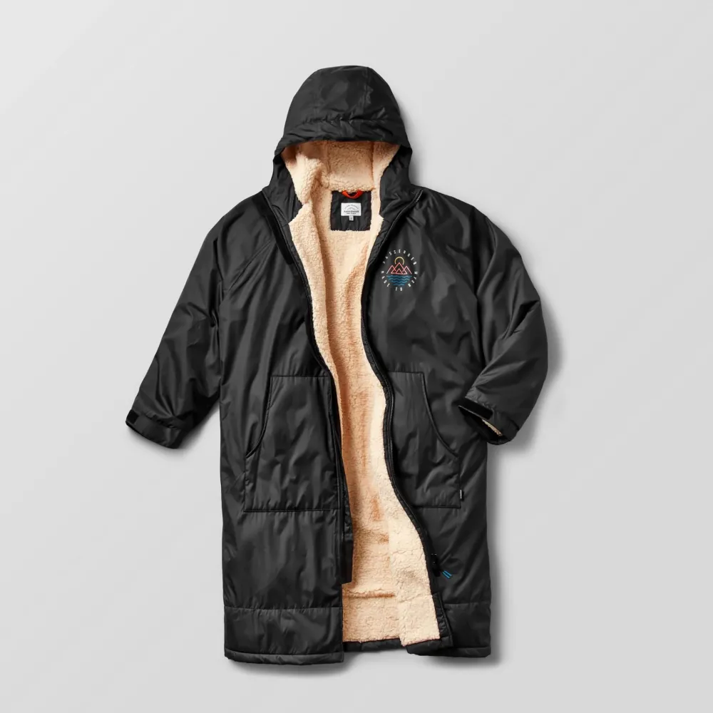 Floris van Bommel Outdoor Living|Outdoor Living>Escapism Recycled Sherpa Lined Changing Robe Black