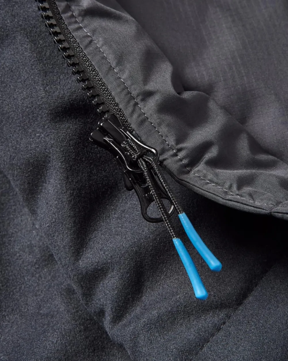 Floris van Bommel Surf Accessories|Surf Accessories>Escapism Recycled Towel Lined Changing Robe Black