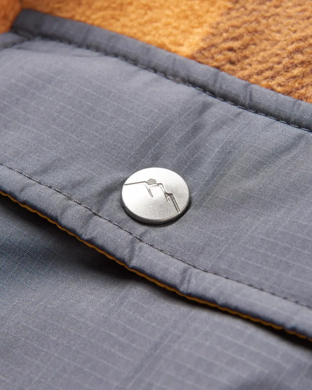 Passenger Shirts|Fleece>Firelight Sherpa Lined Overshirt Golden Brown Check