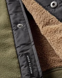 Passenger Shirts|Fleece><noscript><img width=