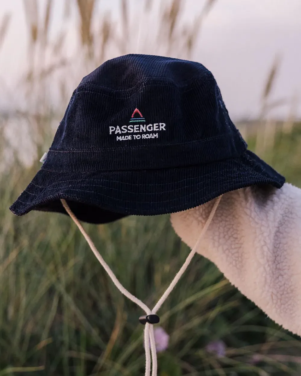 Passenger Accessories|Caps & Hats>Forest Recycled Cord Bucket Hat Deep Navy