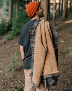 Passenger Shirts|Men's Outlet><noscript><img width=