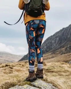 Passenger Dungarees & Pants|Leggings>Fresh Air 2.0 Recycled Leggings Apricot Camo
