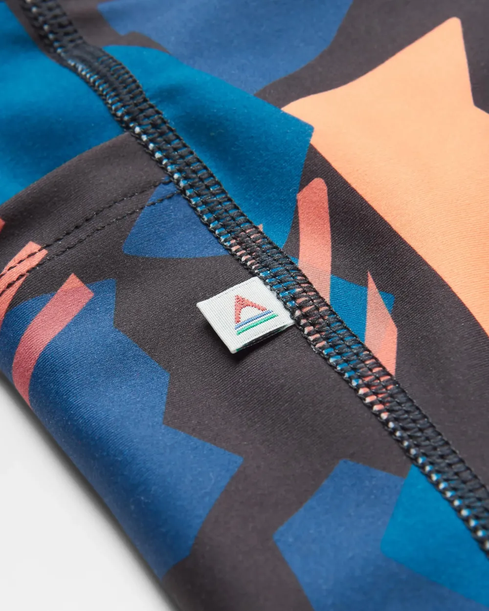 Passenger Dungarees & Pants|Leggings>Fresh Air 2.0 Recycled Leggings Apricot Camo