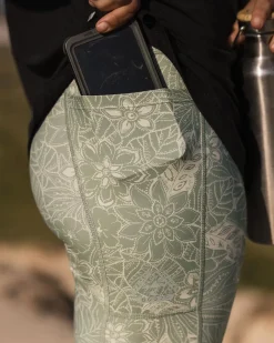 Passenger Leggings|Dungarees & Pants><noscript><img width=