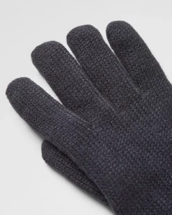 Passenger Accessories|Gloves><noscript><img width=