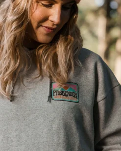 Passenger Hoodies & Sweatshirts><noscript><img width=