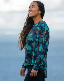 Passenger Tops & T-Shirts|Activewear>Hatha Recycled Active Top Deep Navy Camo