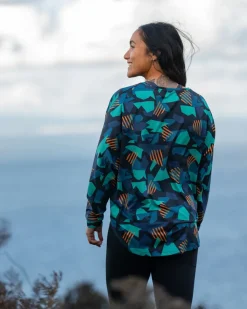 Passenger Tops & T-Shirts|Activewear>Hatha Recycled Active Top Deep Navy Camo