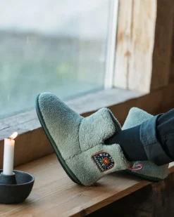Floris van Bommel Winter Accessories|Best Sellers>Hideaway Hut Slipper Pistachio