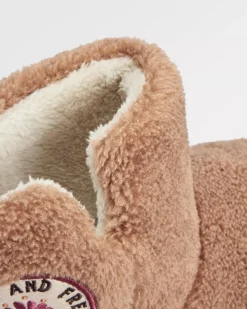 Passenger Winter Accessories|Slippers><noscript><img width=