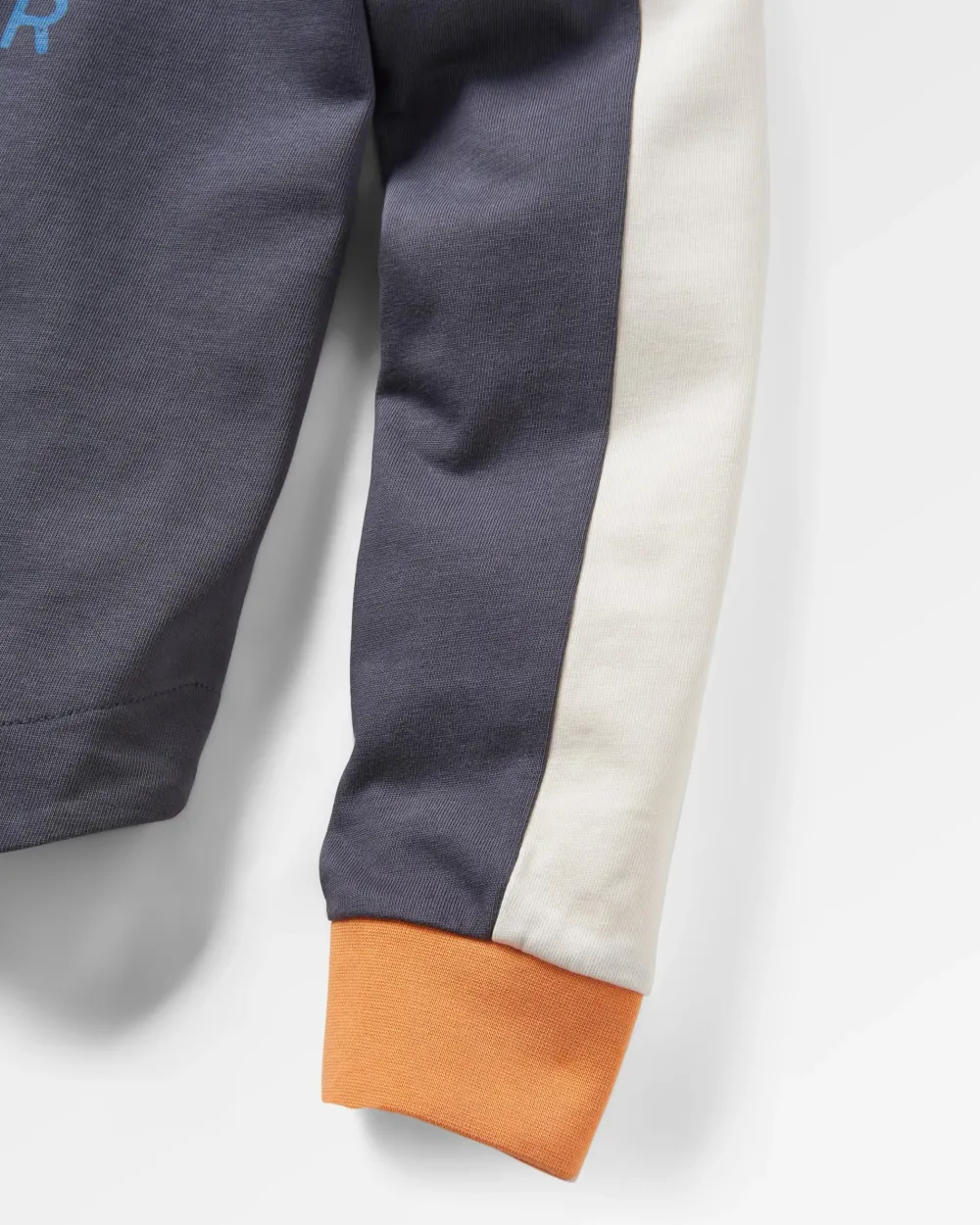 Passenger Tops & T-Shirts>Hilltop Organic Cotton LS T-Shirt Charcoal