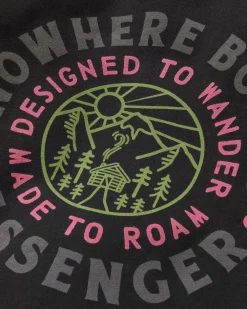 Passenger Hoodies & Sweatshirts><noscript><img width=