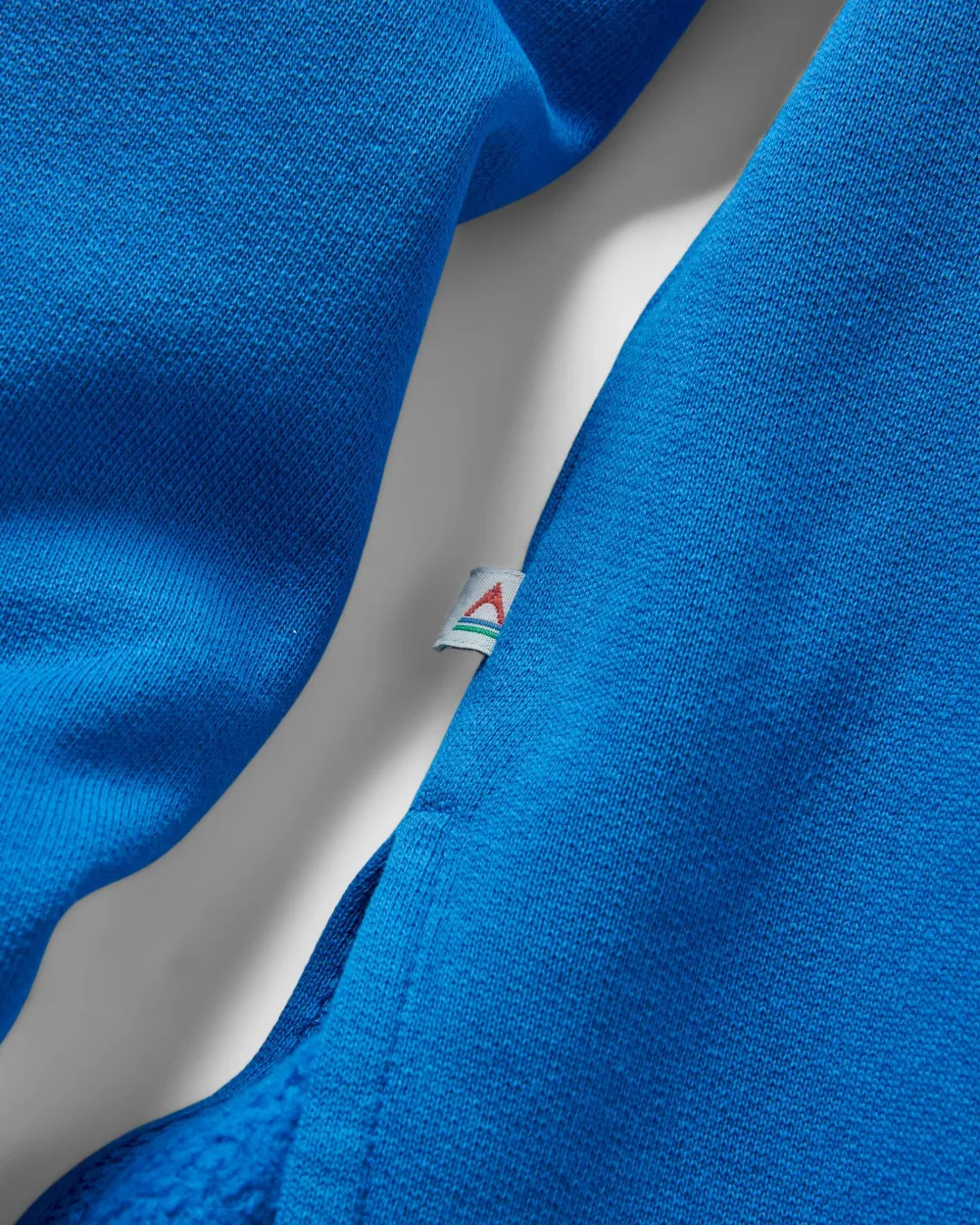 Passenger Hoodies & Sweatshirts>In The Woods Hoodie True Blue