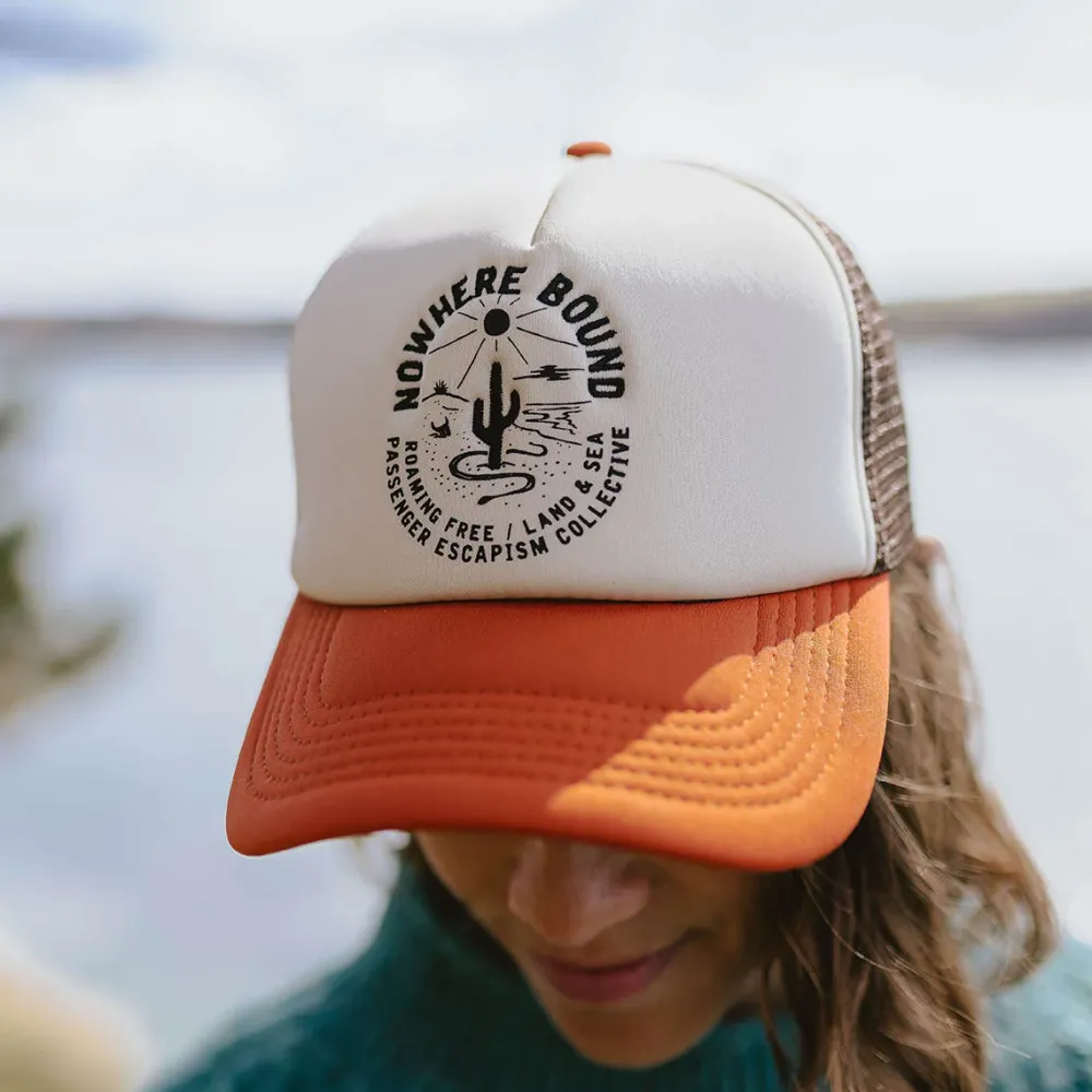 Passenger Accessories|Caps & Hats>Land Sea Snapback Trucker Cap Sunrise Orange