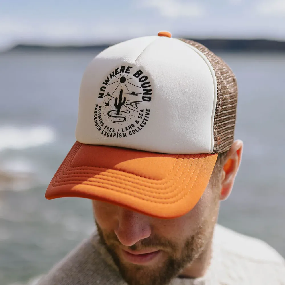 Passenger Accessories|Caps & Hats>Land Sea Snapback Trucker Cap Sunrise Orange