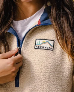 Passenger Fleece|Fleece><noscript><img width=