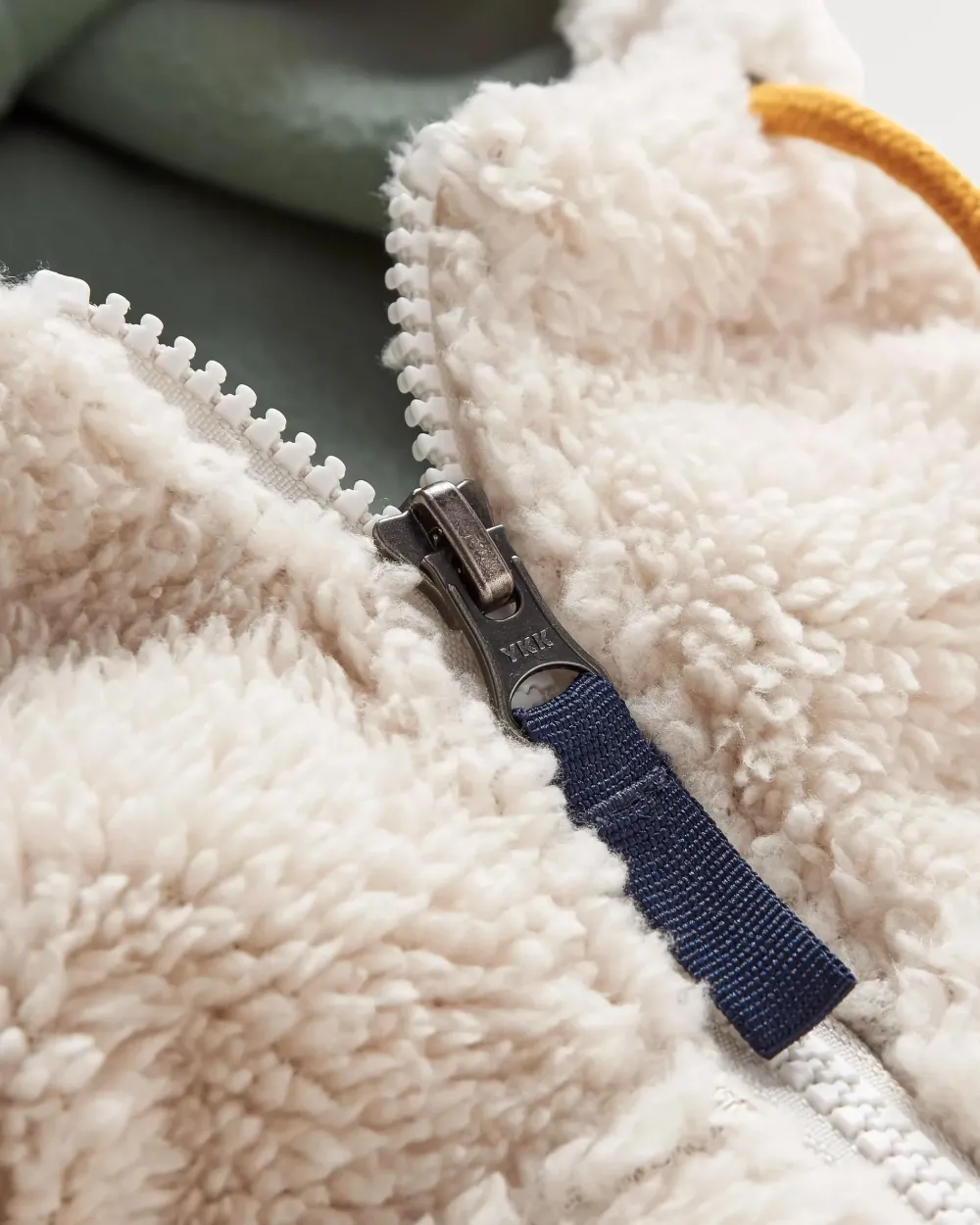 Passenger Fleece|Fleece>Nestling Recycled Sherpa Hooded Fleece Vintage White