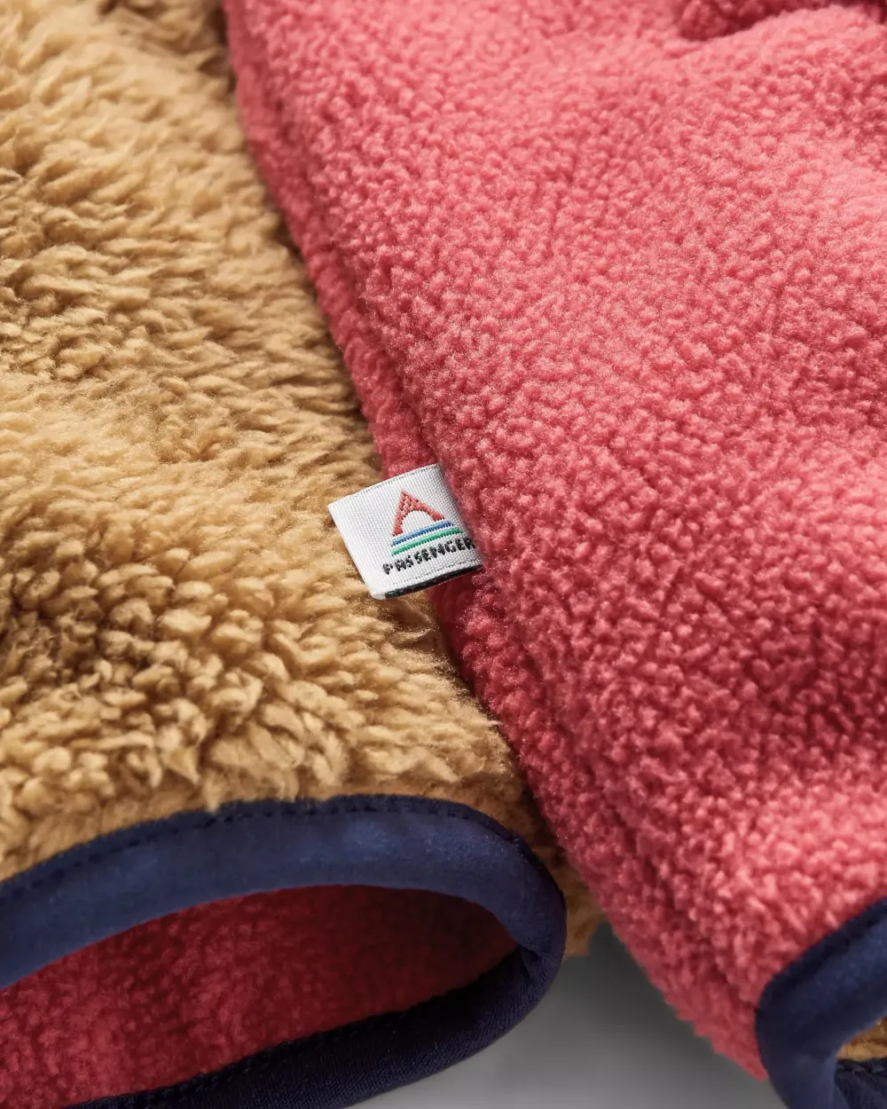 Passenger Fleece|Fleece>Nestling Recycled Sherpa Hooded Fleece Biscuit