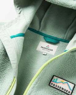 Passenger Fleece|Fleece><noscript><img width=