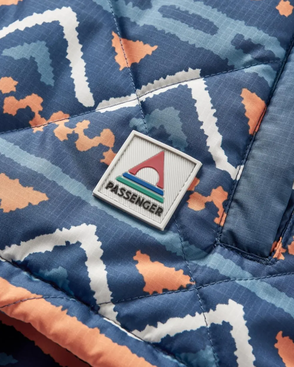 Passenger Insulated|Women's Outlet>Ocean Recycled Insulated 1/2 Zip Jacket Homespun Stripe Navy