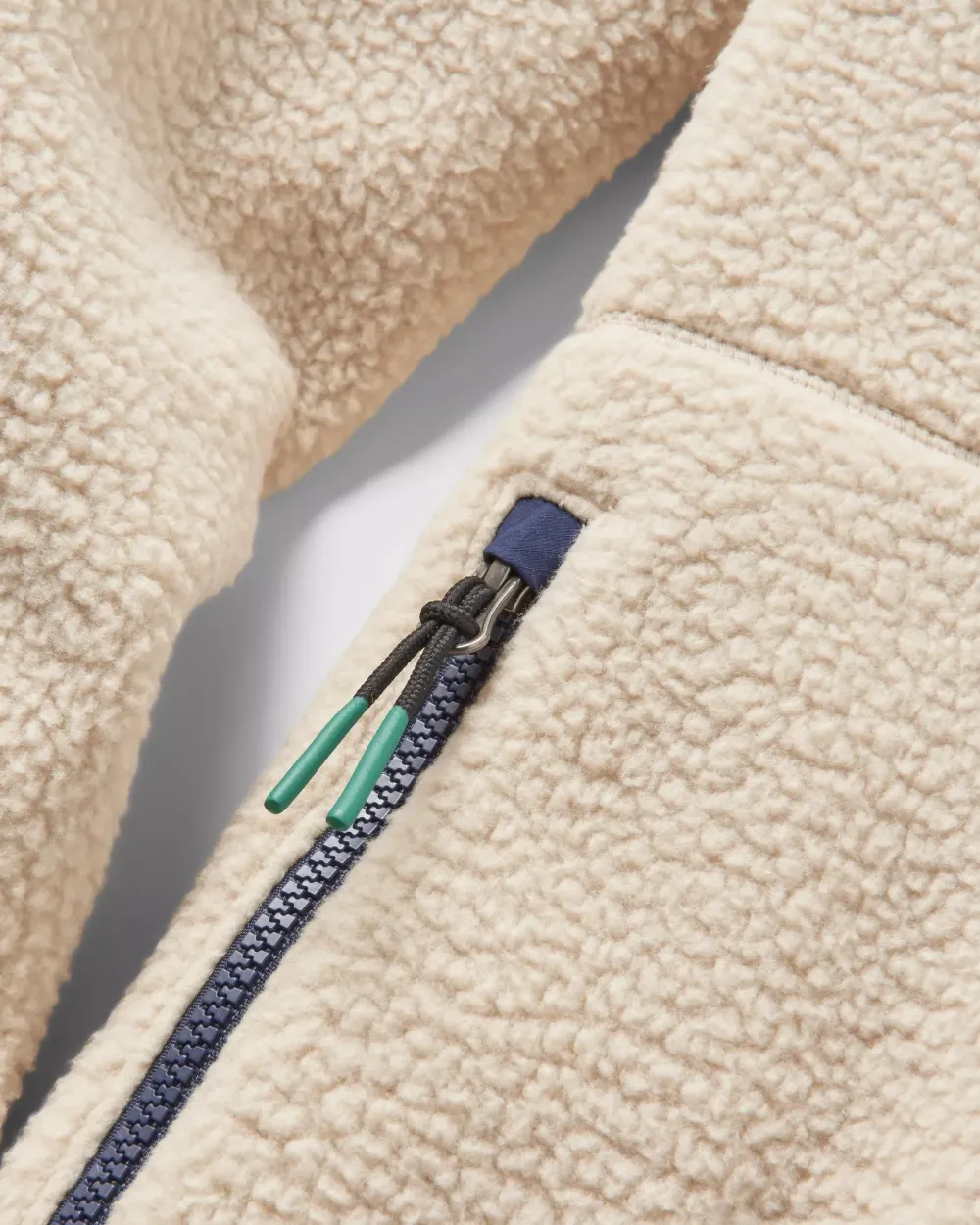 Passenger Winter Road Trip Essentials|Best Sellers>Offgrid 2.0 Recycled Sherpa Fleece Oatmeal/Navy