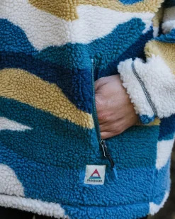 Passenger Fleece|Fleece><noscript><img width=