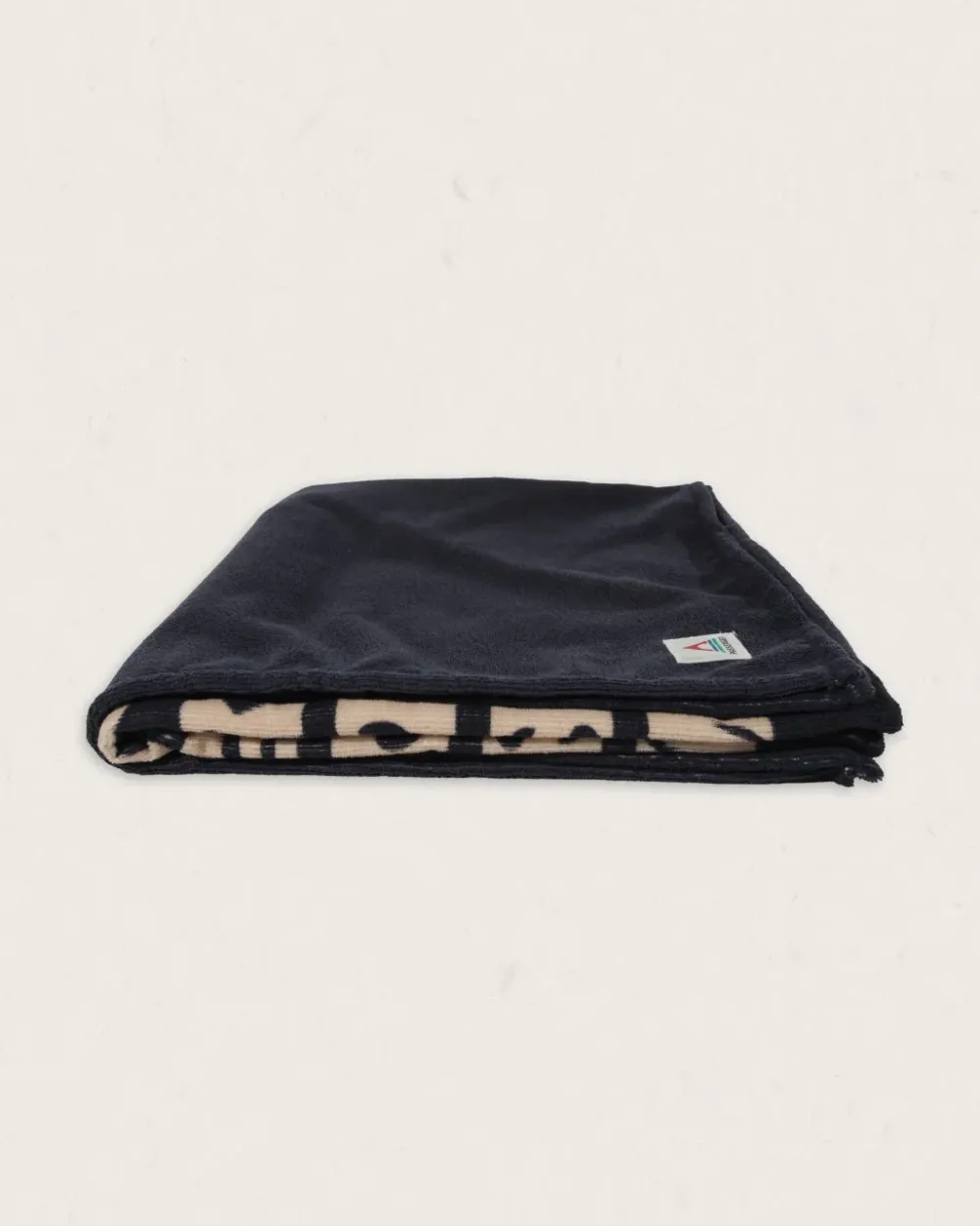 Passenger Accessories|Towels>Portland Beach Recycled Towel Deep Navy