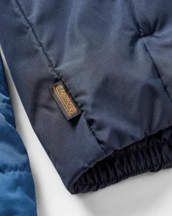 Passenger Water Resistant|Insulated><noscript><img width=