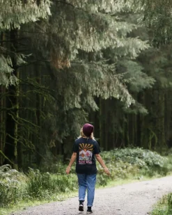 Passenger Tops & T-Shirts|Winter Road Trip Essentials><noscript><img width=