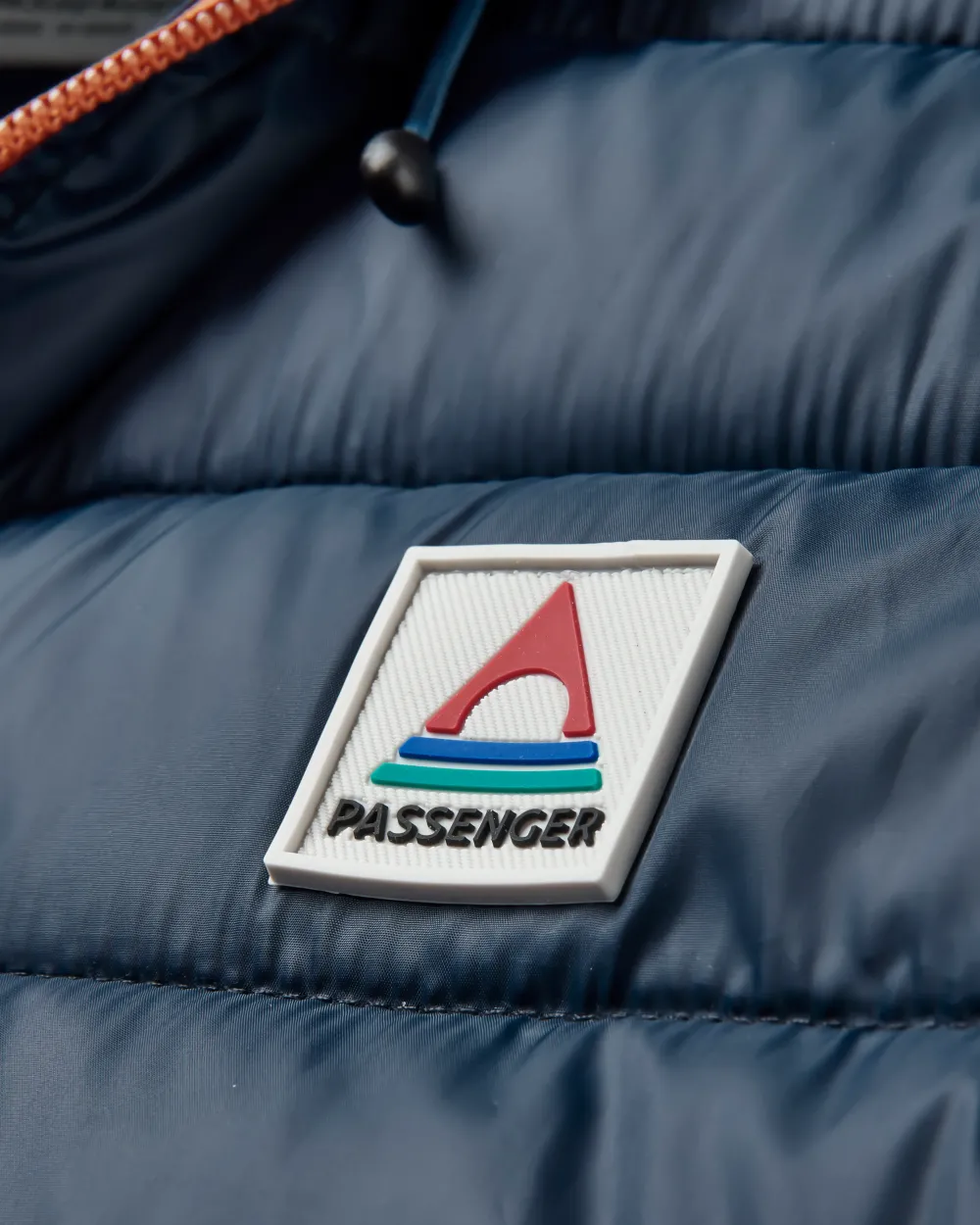 Passenger Insulated|Men's Outlet>Roamer Recycled Insulated Overhead Jacket Rich Navy/Cobalt