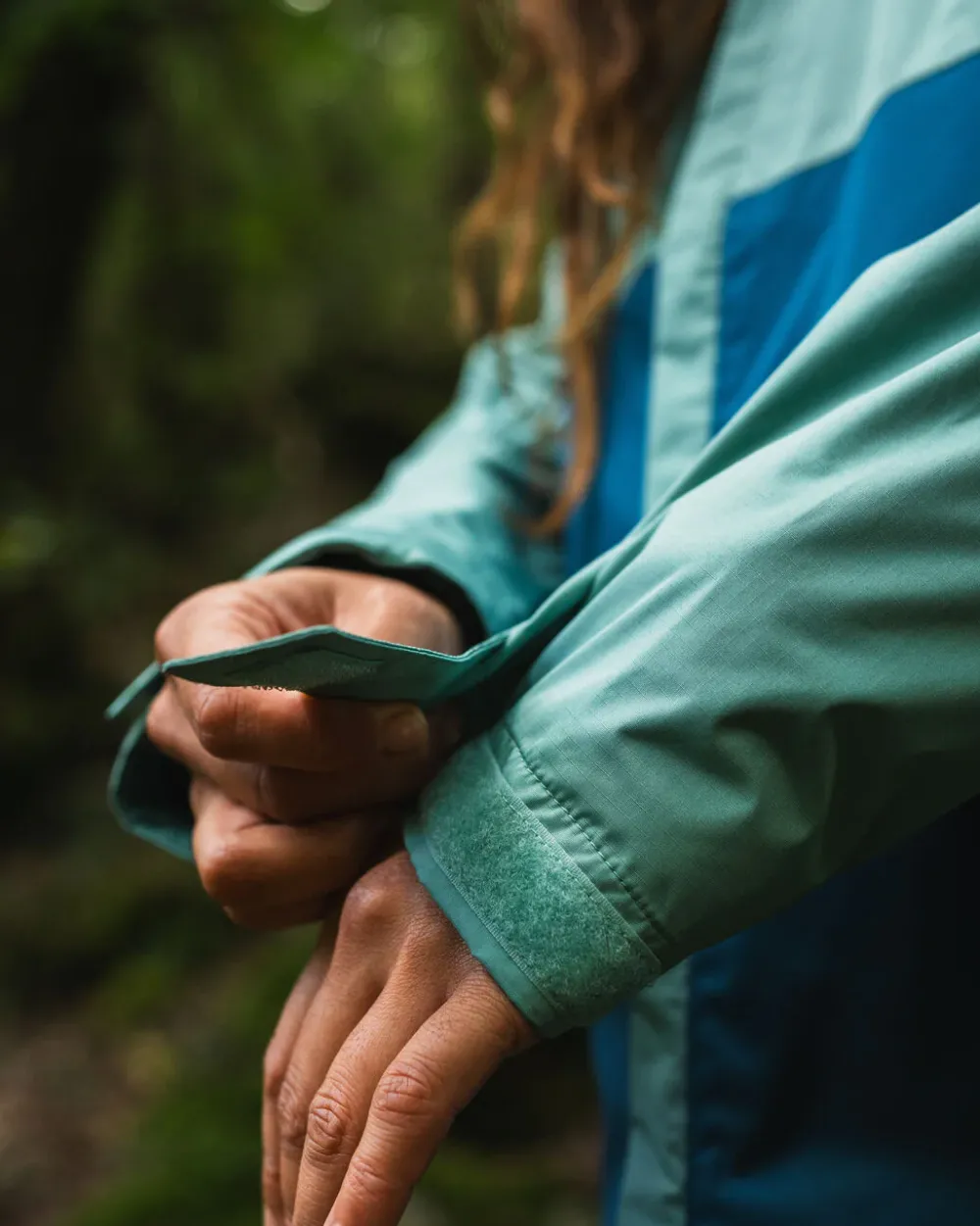 Passenger Activewear>Scene Water Resistant Recycled Jacket Shallow Water/ Corsair Blue