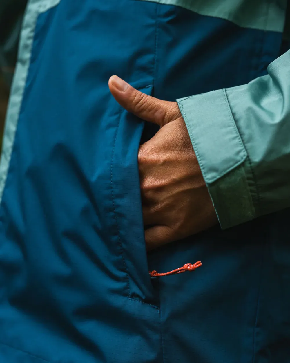 Passenger Activewear>Scene Water Resistant Recycled Jacket Shallow Water/ Corsair Blue