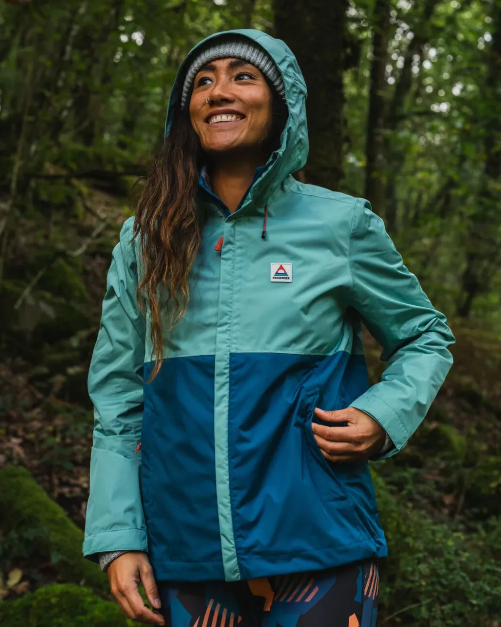 Passenger Activewear>Scene Water Resistant Recycled Jacket Shallow Water/ Corsair Blue