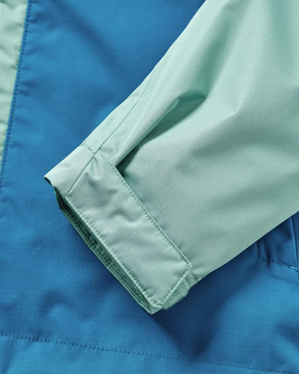 Passenger Activewear>Scene Water Resistant Recycled Jacket Shallow Water/ Corsair Blue