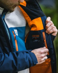 Passenger Water Resistant|Insulated><noscript><img width=