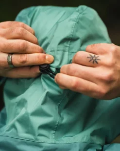 Passenger Water Resistant|Activewear><noscript><img width=