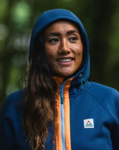 Passenger Hoodies & Sweatshirts|Fleece><noscript><img width=